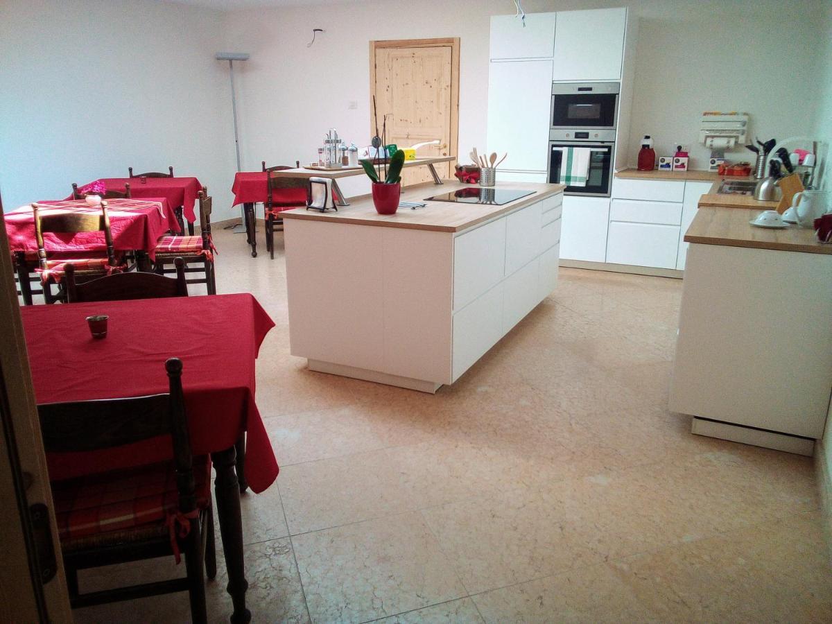 Da Andrea E Raffaella Guest House Sant'Anna d'Alfaedo Екстериор снимка