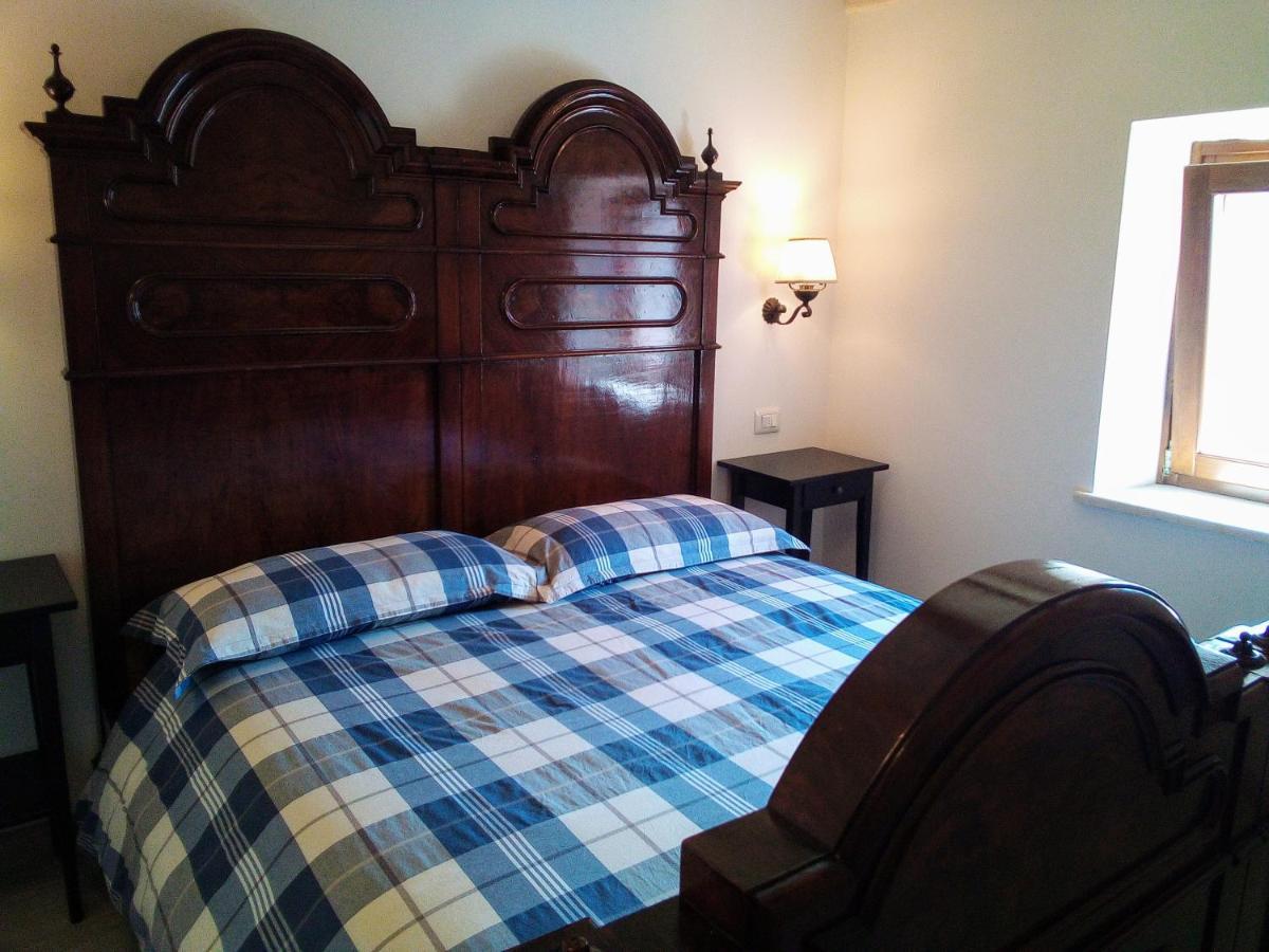 Da Andrea E Raffaella Guest House Sant'Anna d'Alfaedo Екстериор снимка