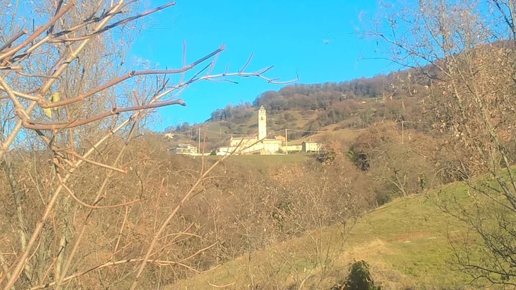 Da Andrea E Raffaella Guest House Sant'Anna d'Alfaedo Екстериор снимка